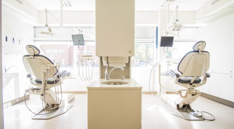 Adiós a la sensibilidad dental: causas y soluciones